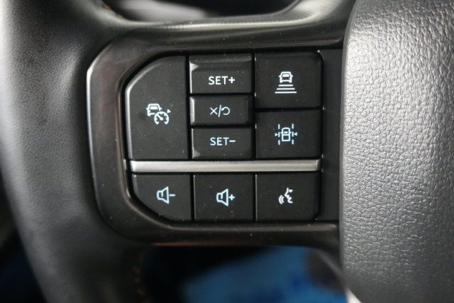 Used 2024 Ford F450 Platinum w/ FX4 Off-Road Package AWD/4WD image 18