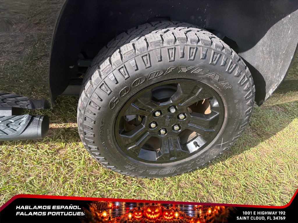 Used 2020 Chevrolet Tahoe LS w/ Enhanced Driver Alert Package RWD image 11
