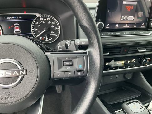 Certified 2023 Nissan Rogue SV image 22
