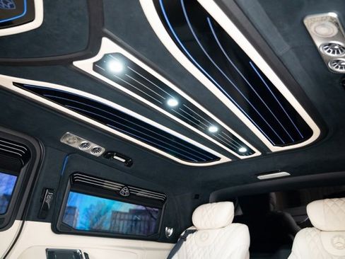 Used 2017 Mercedes-Benz Metris Passenger image 55