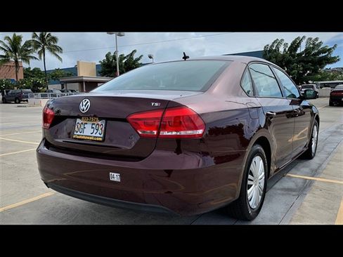 Used 2014 Volkswagen Passat 1.8T S FWD image 5