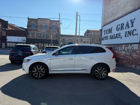 Used 2017 Volvo XC60 T6 Dynamic w/ Preferred Option Package image 5