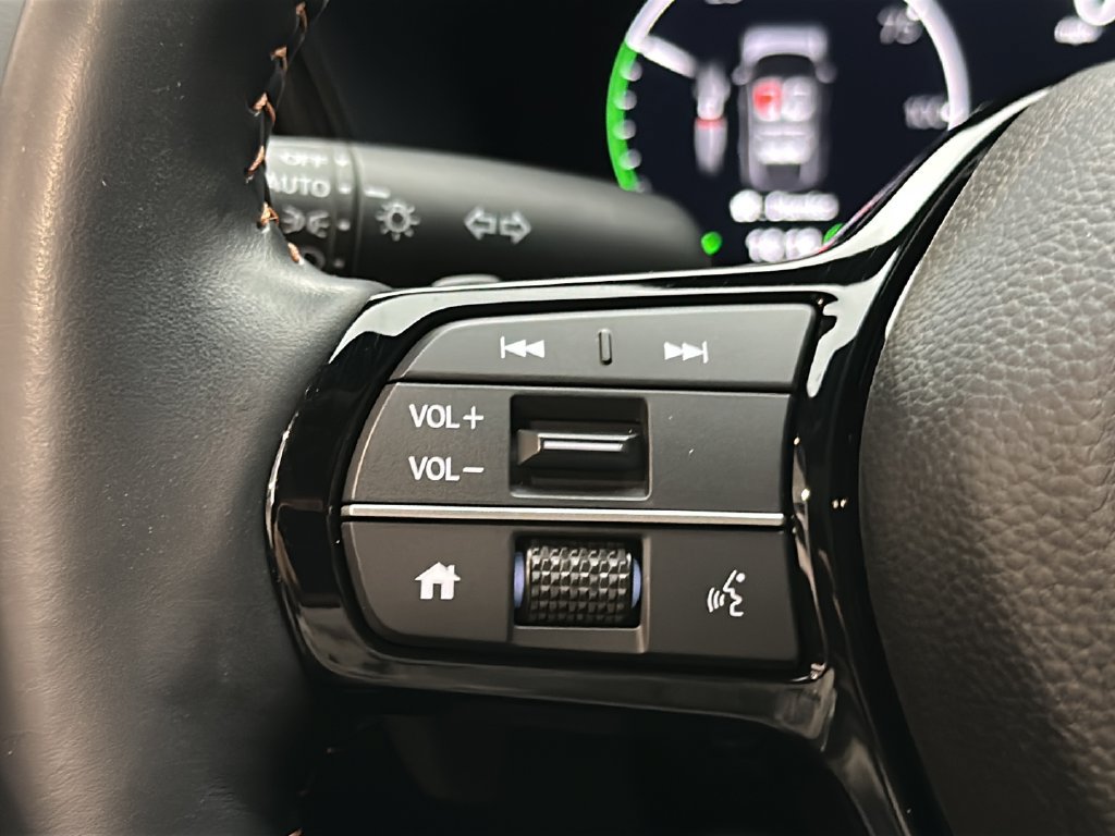 Certified 2025 Honda CR-V Sport Touring image 29