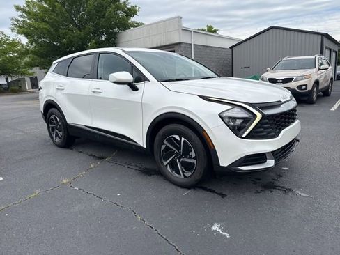 Certified 2023 Kia Sportage LX FWD image 6