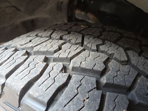 Used 2021 Ford Expedition XLT image 8