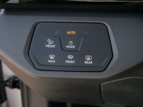 Used 2023 Volkswagen ID.4 Pro S AWD/4WD image 26