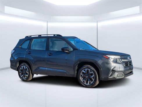 Used 2025 Subaru Forester image 34