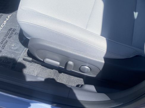 Certified 2025 Hyundai Kona SEL FWD image 18