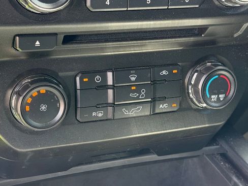 Used 2018 Ford F150 XL w/ Equipment Group 101A Mid RWD image 19