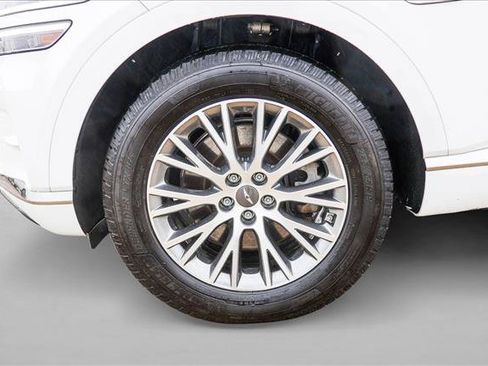 Used 2021 Genesis GV80 2.5T AWD/4WD image 9