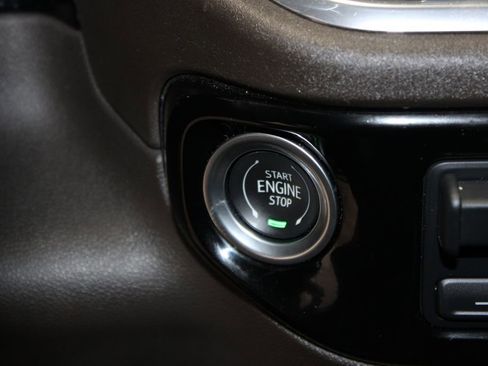 Used 2023 Chevrolet Silverado 1500 LT image 27