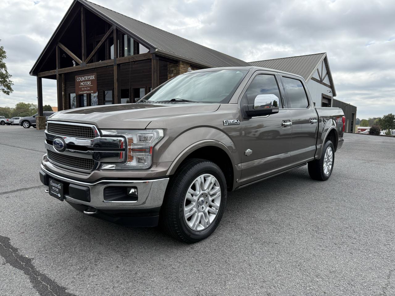 Used 2019 Ford F150 King Ranch w/ Equipment Group 601A Luxury AWD/4WD image 2