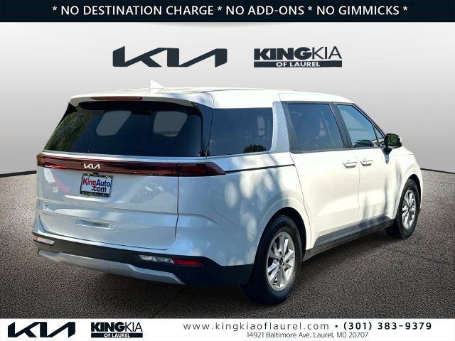 Used 2023 Kia Carnival LX FWD image 23