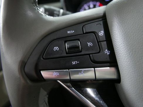 Used 2024 Cadillac XT6 Premium Luxury w/ Technology Package AWD/4WD image 25