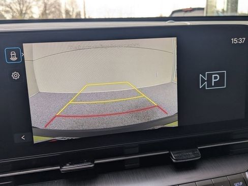 Used 2024 Hyundai Kona SEL FWD image 18