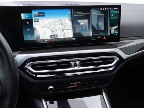 Used 2023 BMW i4 eDrive35 w/ Premium Package RWD image 25