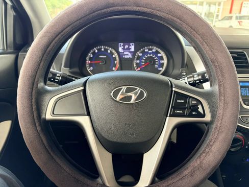 Used 2017 Hyundai Accent SE FWD image 10