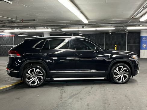 Certified 2021 Volkswagen Atlas Cross Sport SEL Premium w/ Cross Sport MDO Package AWD/4WD image 41