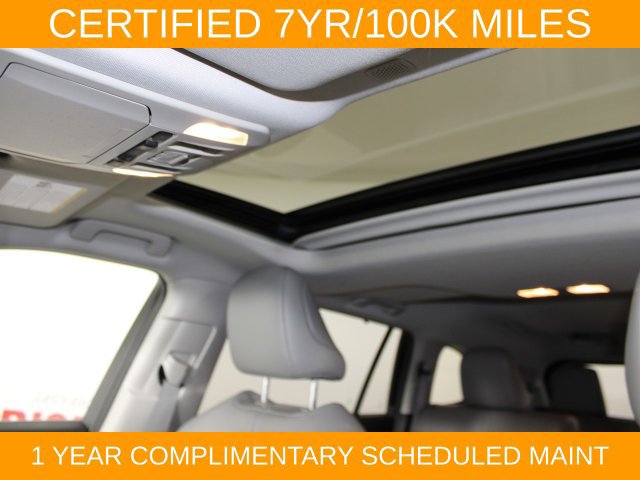 Used 2022 Toyota Highlander XLE AWD/4WD image 27