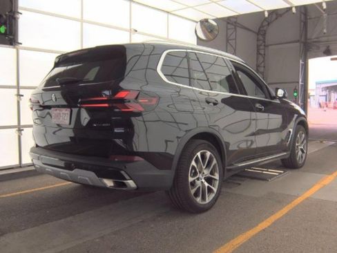 Used 2026 BMW X5 xDrive40i image 3