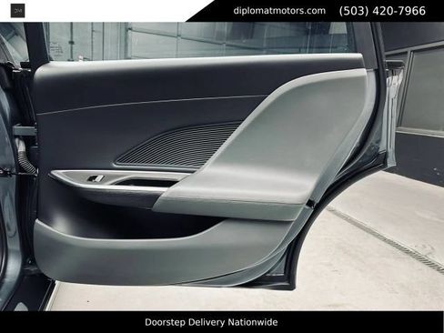 Used 2025 Lucid Air Pure RWD image 27