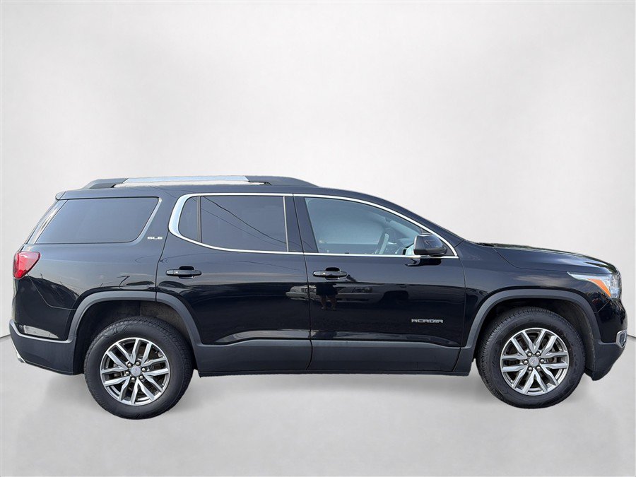 Used 2018 GMC Acadia SLE AWD/4WD image 2