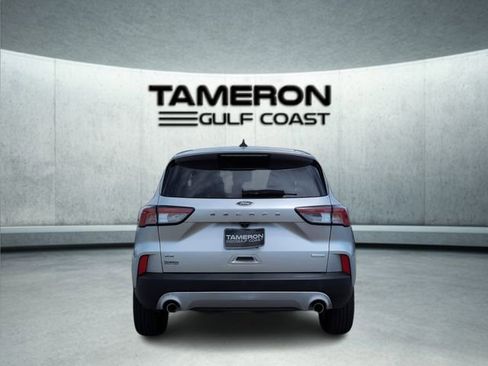 Used 2020 Ford Escape SE image 4