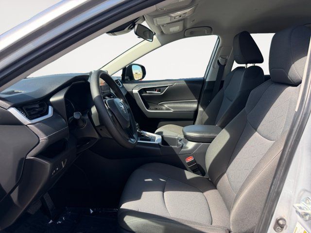 Certified 2025 Toyota RAV4 XLE FWD image 9