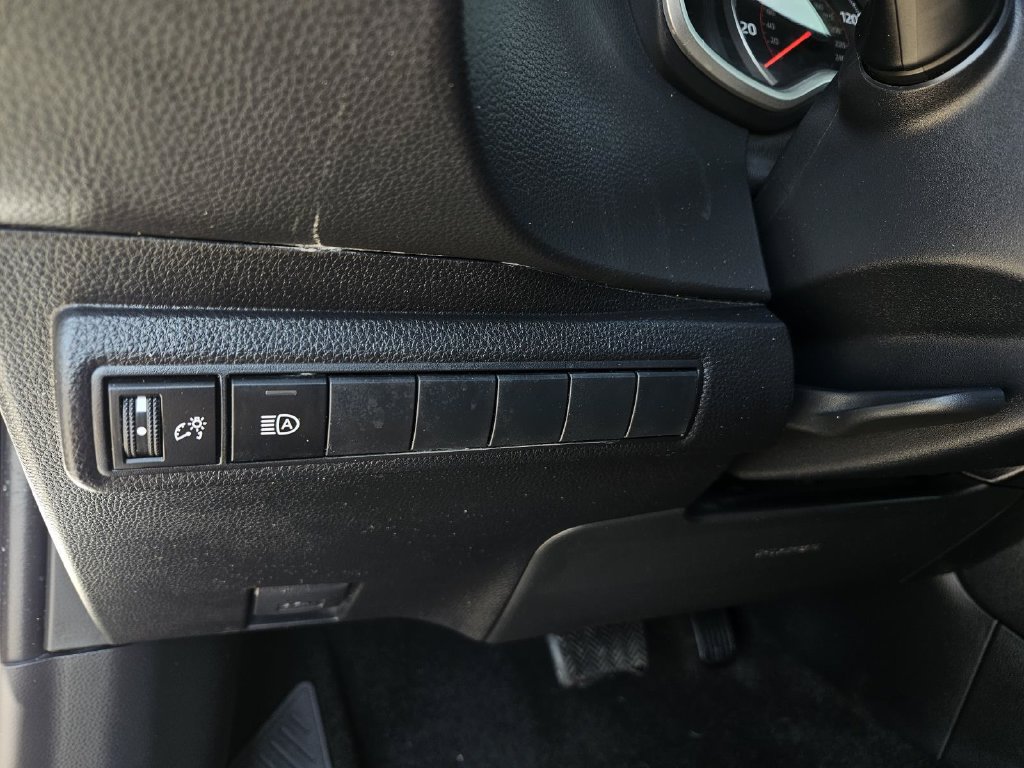 Used 2022 Toyota Corolla SE FWD image 15