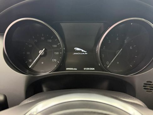 Used 2018 Jaguar F-PACE Prestige AWD/4WD image 19