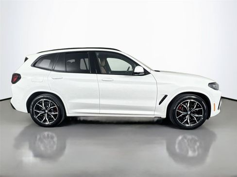 Used 2024 BMW X3 xDrive30i w/ Premium Package w/ZPA AWD/4WD image 7