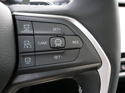 New 2026 Jeep Grand Cherokee Limited image 19