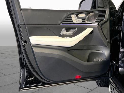 New 2026 Mercedes-Benz GLE 450 4MATIC Coupe image 11