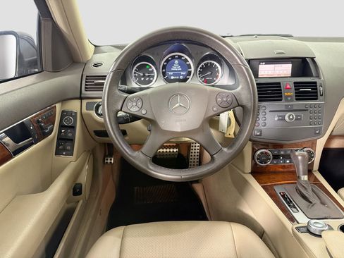 Used 2010 Mercedes-Benz C 300 Sedan image 20