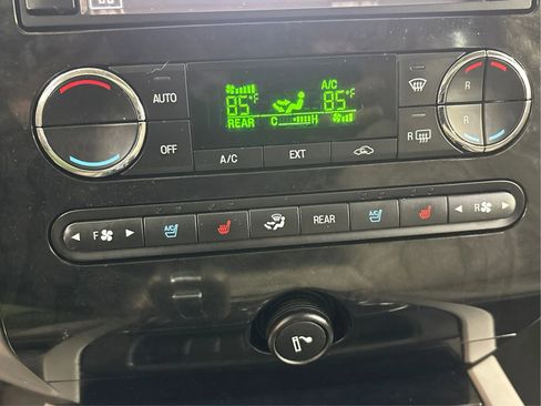 Used 2012 Ford Expedition Limited image 39