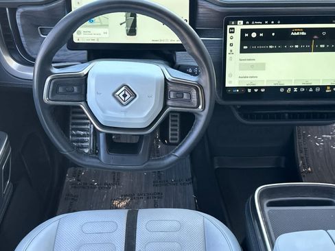 Used 2023 Rivian R1S Adventure AWD/4WD image 16