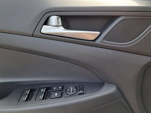 Used 2021 Hyundai Tucson Limited w/ Cargo Package FWD image 29