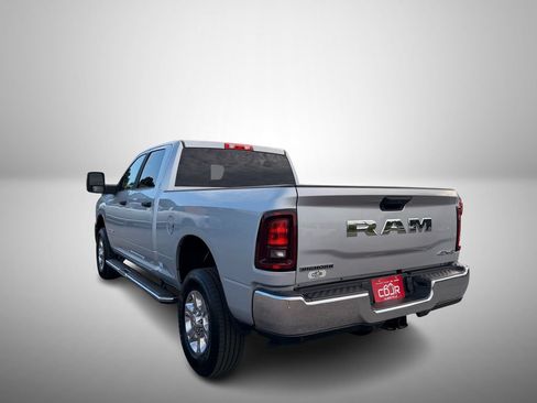Used 2026 RAM 2500 Big Horn AWD/4WD image 3