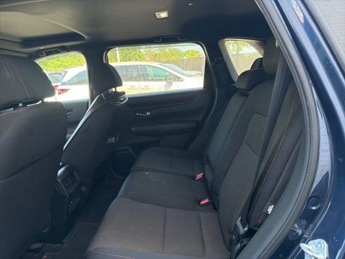 Used 2025 Honda CR-V Sport image 4