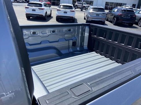 New 2026 GMC Canyon Elevation w/ Convenience Package RWD image 8