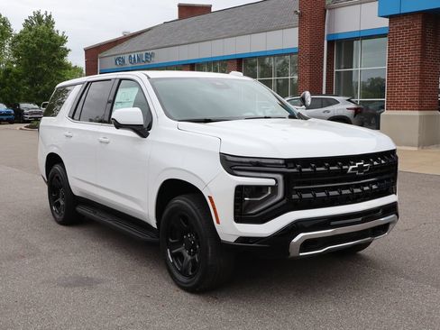 New 2025 Chevrolet Tahoe 4WD image 3