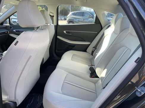New 2026 Hyundai Sonata SE FWD image 9