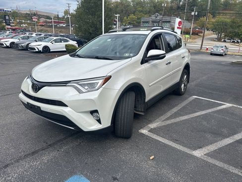 Certified 2016 Toyota RAV4 Limited image 1
