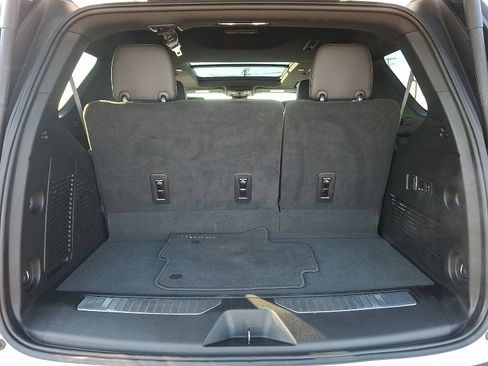 Used 2024 Chevrolet Tahoe High Country w/ Advanced Technology Package image 32