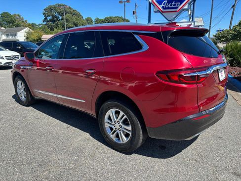 Used 2020 Buick Enclave Essence image 5