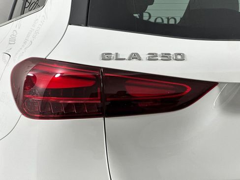 Certified 2026 Mercedes-Benz GLA 250 image 35