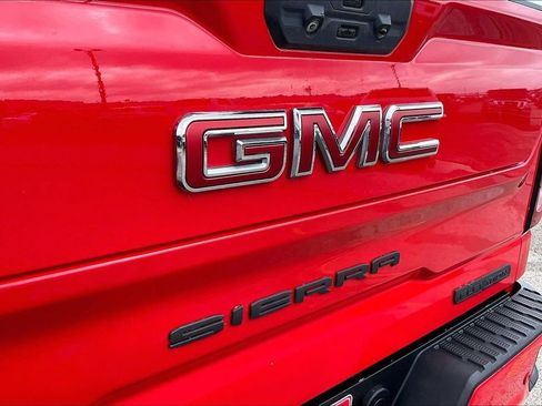 Used 2022 GMC Sierra 1500 Elevation w/ Elevation Premium Package image 27