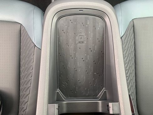New 2026 Nissan Leaf Platinum+ FWD image 15