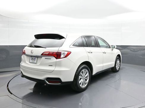 Used 2017 Acura RDX AWD image 6