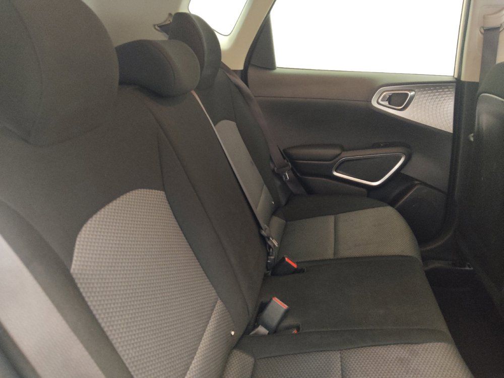 Used 2020 Kia Soul LX FWD image 19